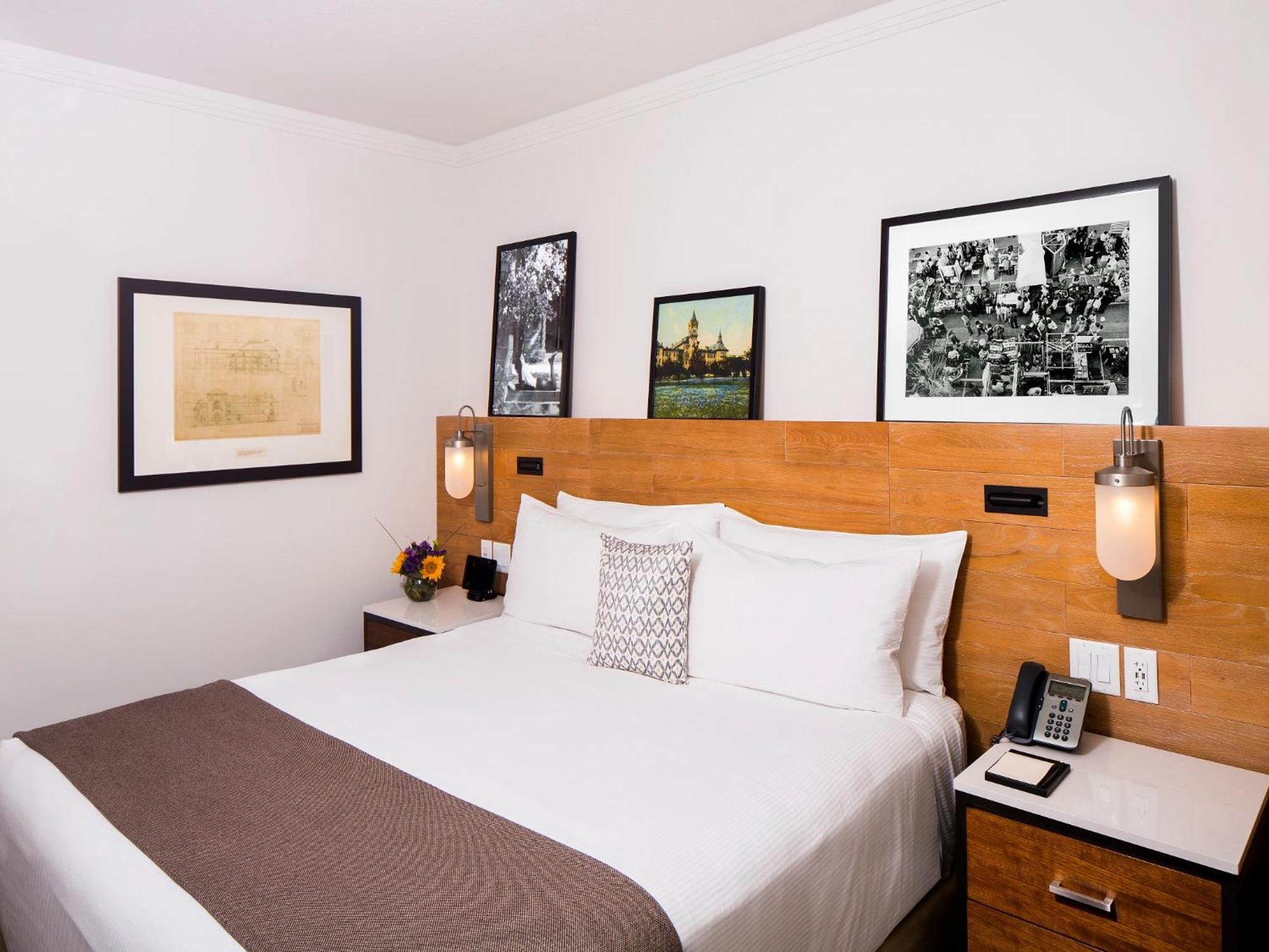 King Room University View