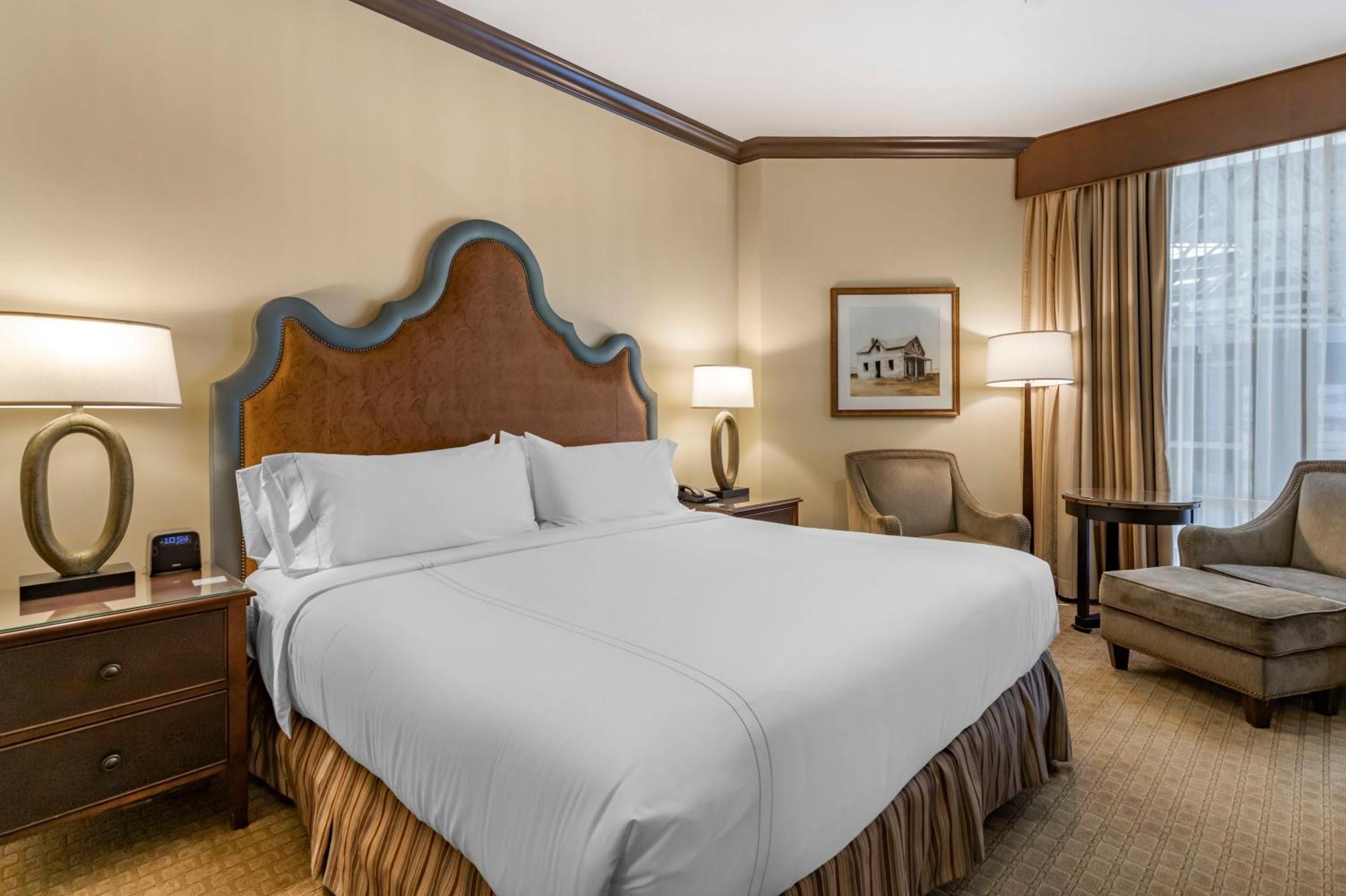 Executive One Bedroom Suite 1 Bed Balcony,1275751681:JPEG