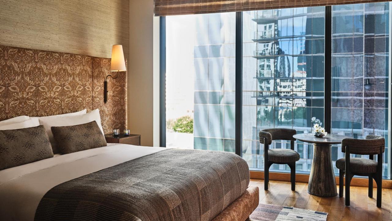 Premier King Room