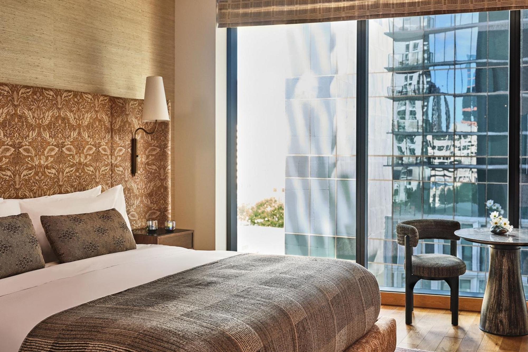 Premier King Room