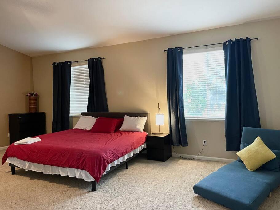 Premier King Room