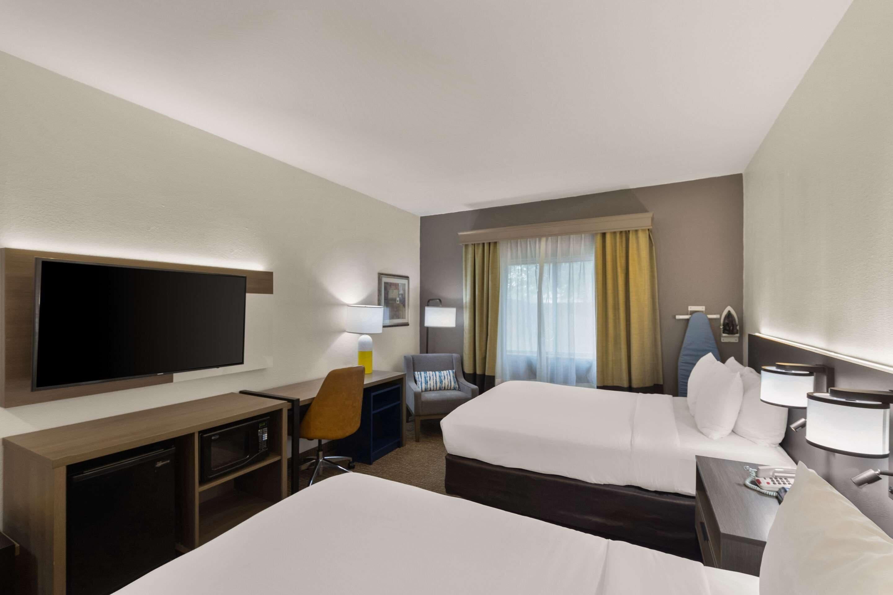 Queen Room Two Queen Beds Accessible or Non-Smoking