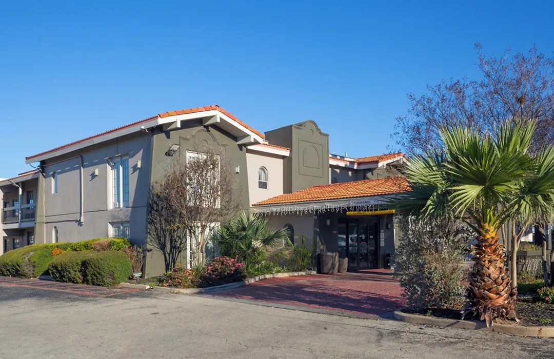 Baymont By Wyndham Austin University Area-1