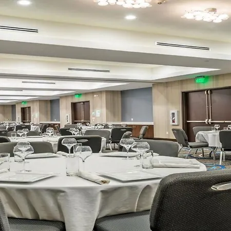 Holiday Inn Austin Airport By Ihg-3