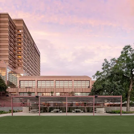 Renaissance Austin Downtown Hotel-3