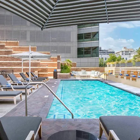 Doubletree Suites By Hilton Austin Downtown Capitol-2
