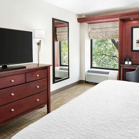 Hampton Inn Austin North-3