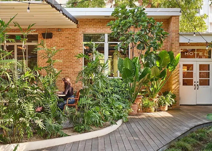 Hotels in AustinCarpenter