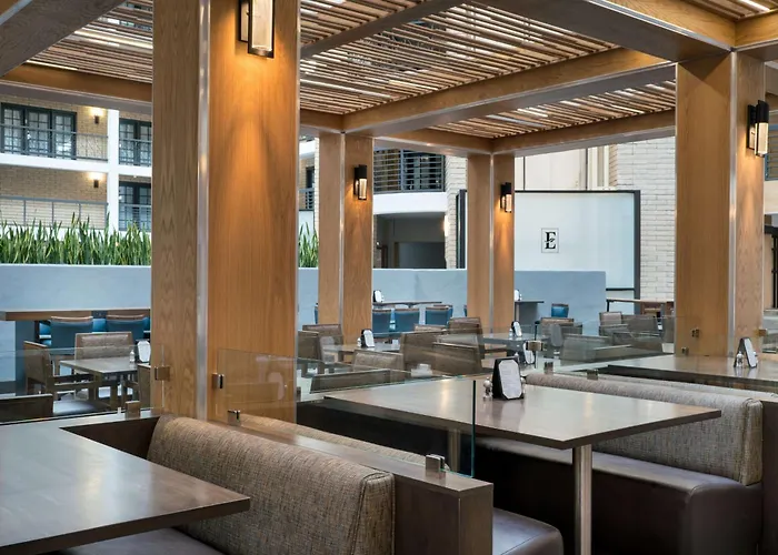 Hotels in AustinEmbassy Suites By Hilton Central