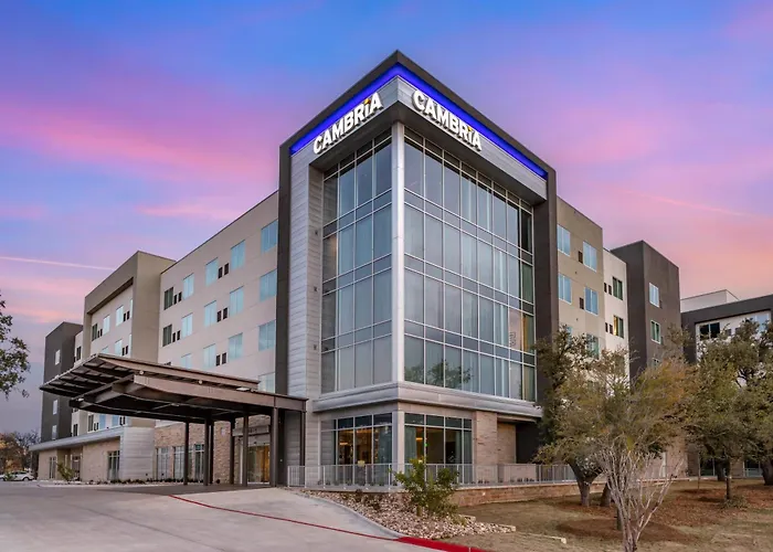 Cambria Hotel Austin Uptown Near The Domain