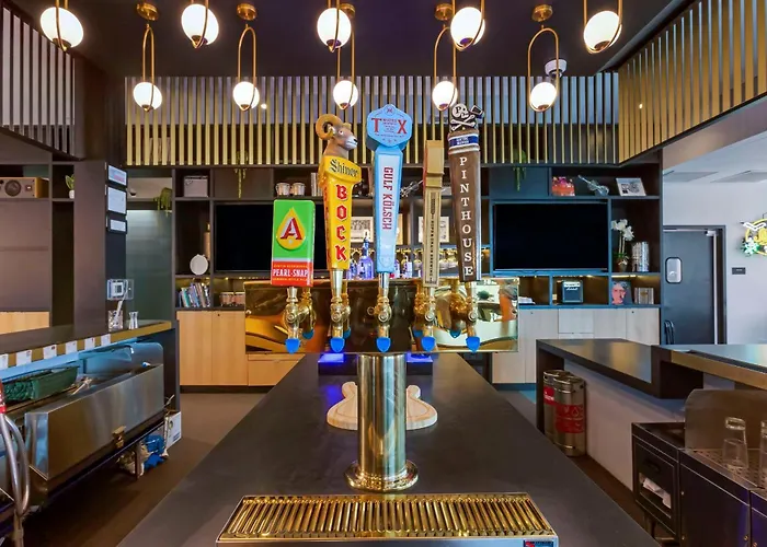 Hotels in AustinCambria Airport