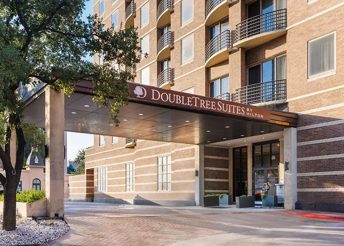 Doubletree Suites By Hilton Austin Downtown Capitol