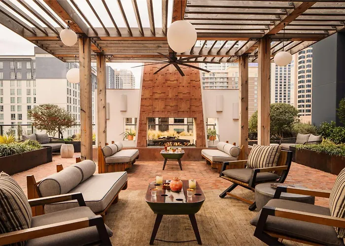 Hotel Thompson Austin, By Hyatt