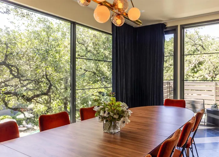 Hotel Saint Cecilia Austin